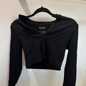 SET ACTIVE Women's Black Cropped Top